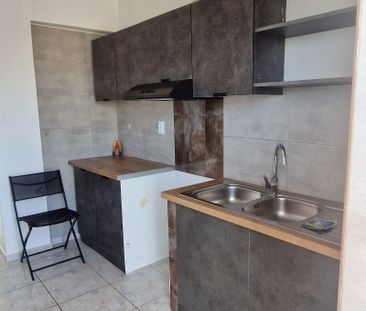Ενοικίαση κατοικίας, 85 τ.μ., Αγία Βαρβάρα, 750 € - Photo 2