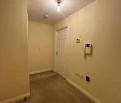 QUEENSWAY, BLETCHLEY - 1 BEDROOM - Photo 4