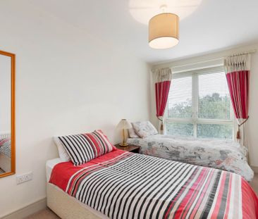 Price €2,500 pcm - Available Now - Furnished - Photo 4