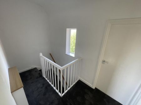 3 bedroom semi-detached house to rent - Photo 4