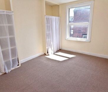 2 Bed Terraced House, Aberdeen Road, LS12 - Photo 5