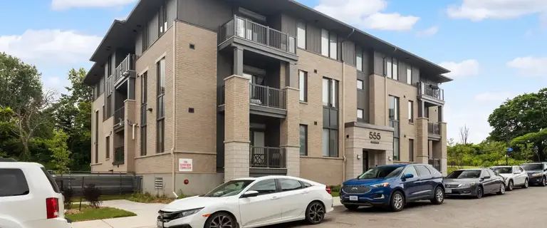 Hillview Apartments | 525, 545 & 555 Recolte Private, Orleans - Photo 1