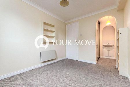 2 bedroom flat to rent - Photo 4