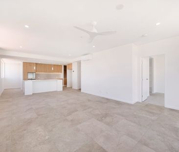 Brand-New Waterfront Living in Margate - Photo 2
