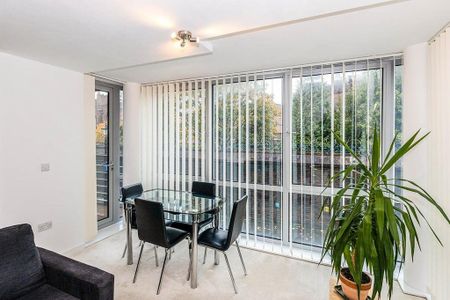 1 bedroom flat to rent - Photo 4
