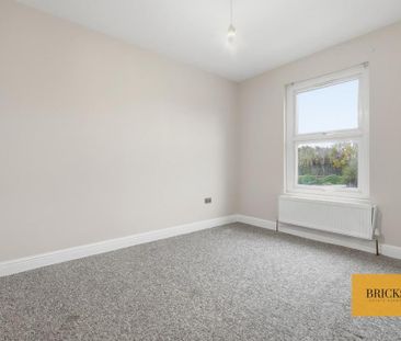 4 bedroom terraced house to rent - Photo 6