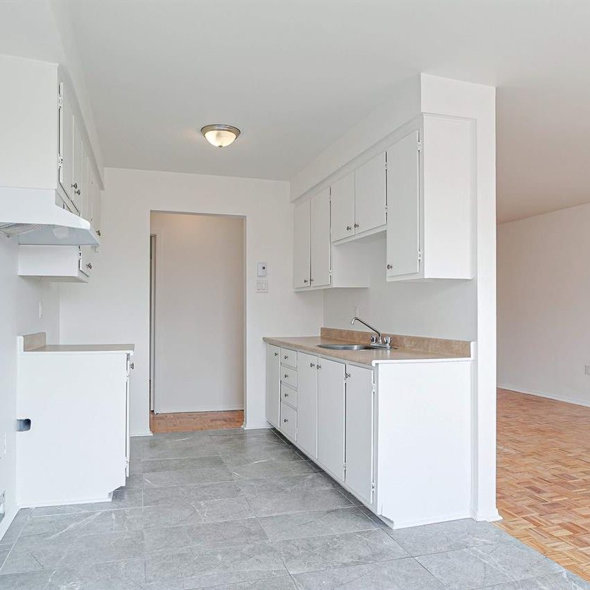 2 CH - 1 SDB - Saint-Eustache - $1,400 /mo - Photo 1