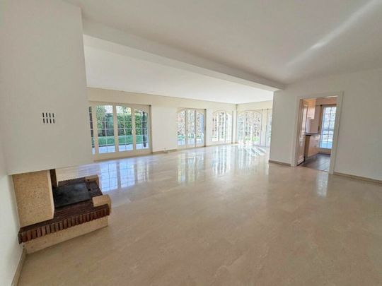 7 room detached villa in Hermance - Photo 1