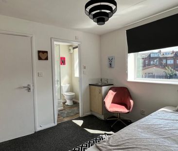 5A Irwin Approach, Halton, Leeds, LS15 0DW - Photo 4