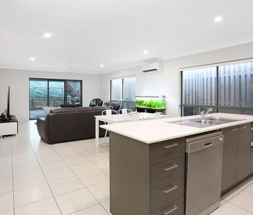 217 Riverstone Crossing Road, Maudsland QLD 4210 - House For Rent |... - Photo 3