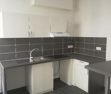 Location Appartement 3 pièces 55m² LYON 1er - Photo 2