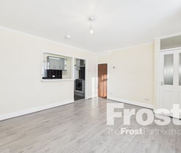 St. Elmo Crescent, Slough, Berkshire,SL2 - Photo 1