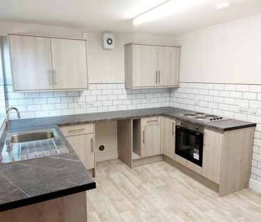3 bedroom End of terrace house to rent - Photo 5