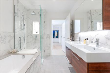 3 bedroom apartment to rent - Photo 5