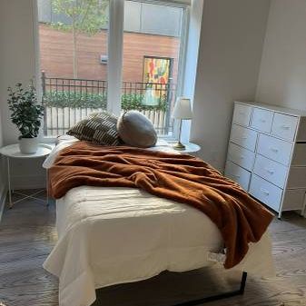 Affordable Flex Room in Downtown Toronto – All-Inclusive - Photo 4