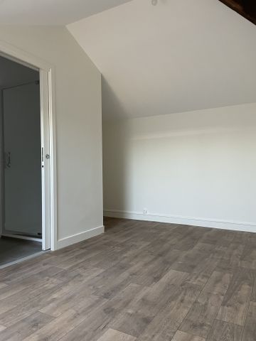 Appartement duplex JARVILLE - Photo 2