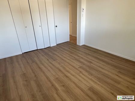 2325, rue de Beaujolais, Vimont à louer - Photo 2
