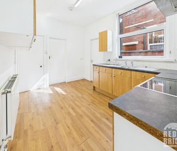 3 bedroom terraced house to rent - Photo 4