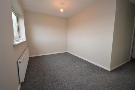 3 bedroom detached house to rent - Photo 5