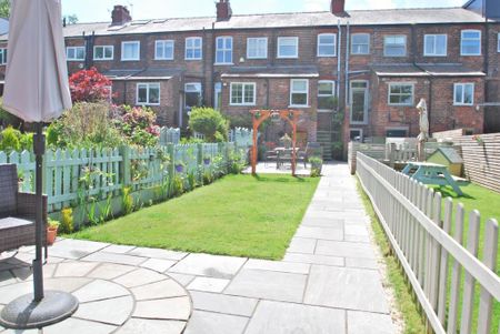 2 bedroom terraced house to rent - Photo 3