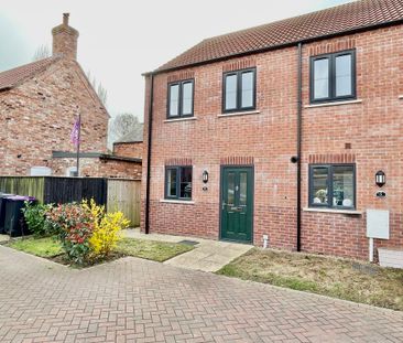 2 bedroom Town House to let - Photo 6