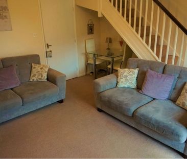 2 bed Town House - To Let - Photo 1