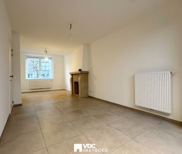 Volledig vernieuwde woning (170 m²) met tuin en garage - Photo 1