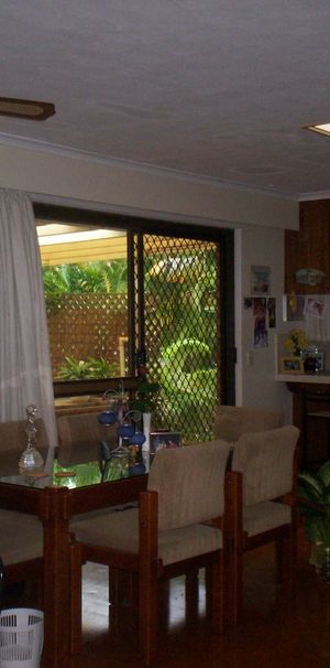 Benowa - Photo 1