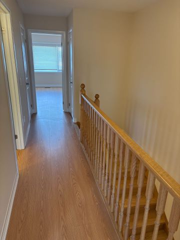 For Lease - 70 Freedom Crescent, Hamilton, Ontario - Photo 3