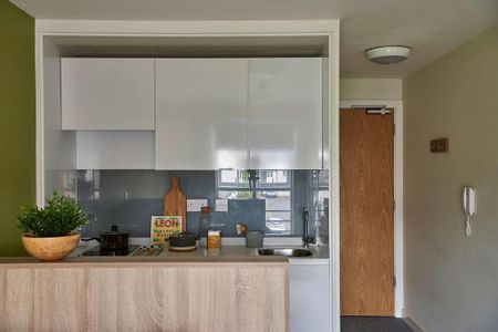 Studio to rent - Photo 2