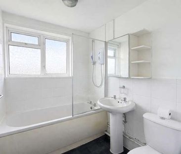 Malwood Road, Hythe, SO45 - Photo 6