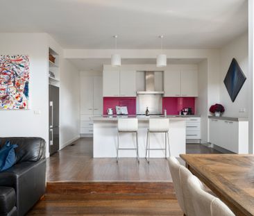 15 Highbury Grove, Kew VIC 3101 - House For Rent | Domain - Photo 6