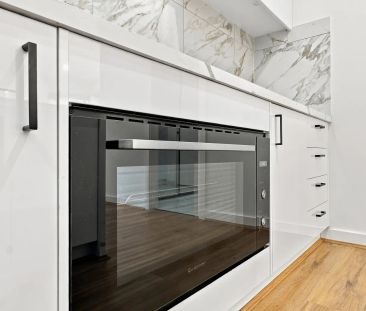 NEW BUILD TOWNHOUSE FOR RENT IN WERRIBEE - Photo 5