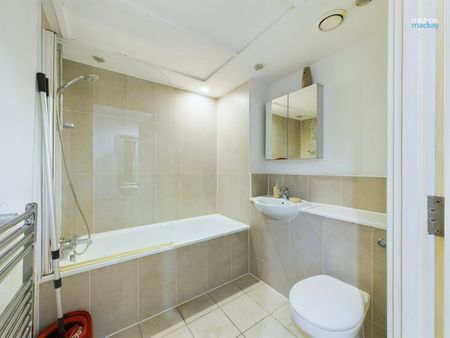 1 bedroom apartment to rent - Photo 4