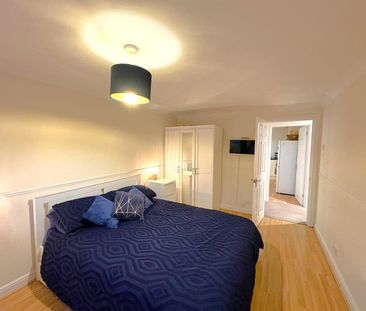 2 bedroom Maisonette to let - Photo 2
