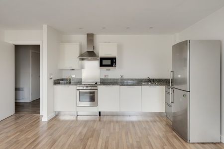 2 Bed Penthouse - Photo 2