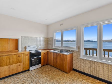 767 Sandy Bay Road Sandy Bay TAS 7005 Australia - Photo 2