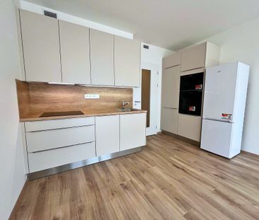 Pronájem bytu 1+kk 38 m² - Фото 2