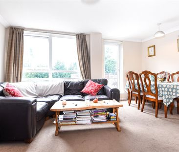 2 bedroom in Belgravia Court, Reading - Photo 1