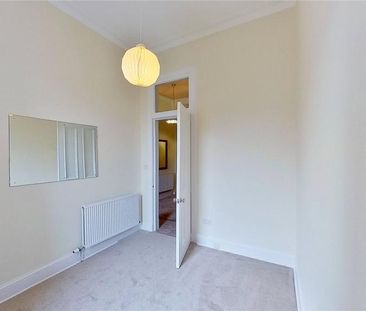 3 bedroom flat to rent - Photo 5