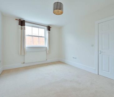 2 bedroom maisonette to rent - Photo 6