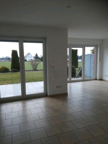 Schöne EG- Wohnung mit Garten - Photo 2