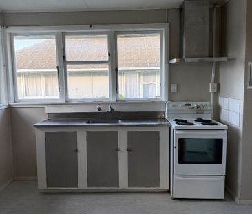 3 Bedroom House - Photo 2