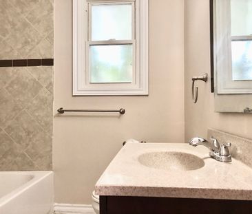 For Lease - 529 Third Line Unit# Main, Oakville, Ontario - Photo 5