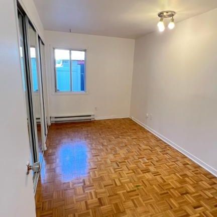 🏡 Superbe 4½ rénové à louer | 1 200 $/mois - Photo 3
