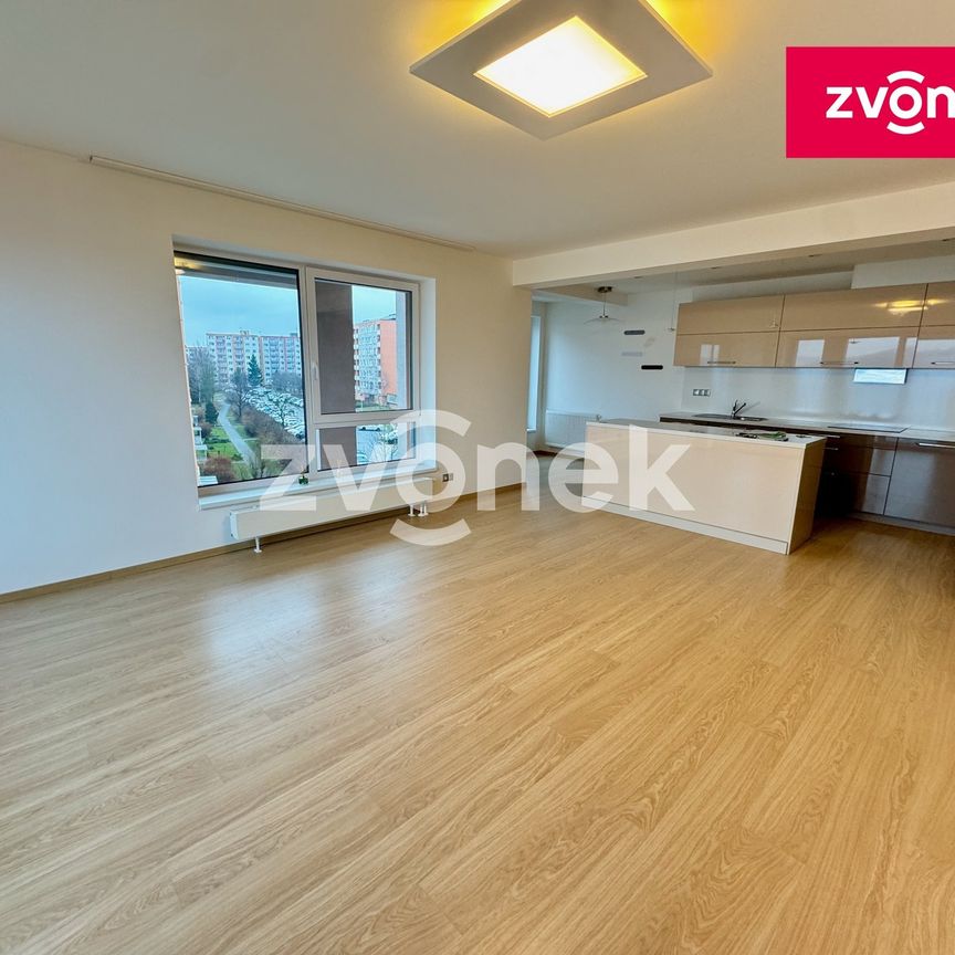 Pronájem bytu 3+kk 92 m² - Fotografie 1