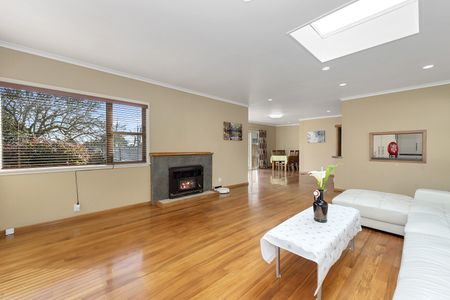 18 Herbert Road, Queenwood — - Photo 2