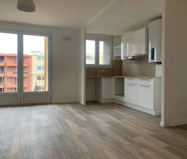Location Appartement 2 pièces 46 m2 à Perpignan - Photo 5