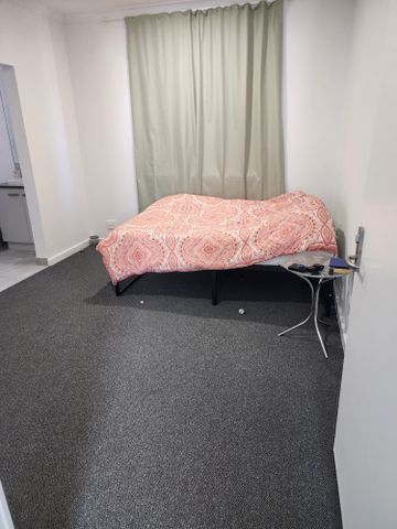 Clyde North - Photo 3