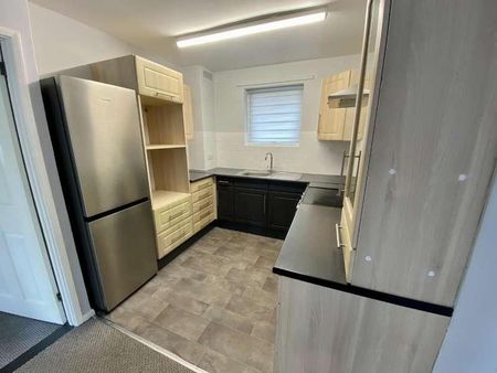 Out Northgate, Bury St. Edmunds, IP33 - Photo 4